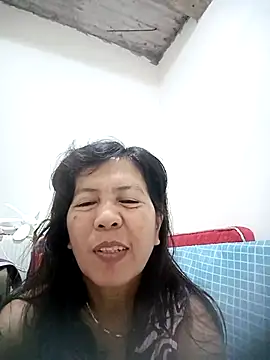 Snapshot of TropicalFlower chatting on 11/15/25, 08:35 TropicalFlower online show from 11/15/25, 08:35