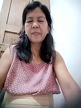 Snapshot of TropicalFlower chatting on 11/26/25, 10:15 TropicalFlower online show from 11/26/25, 10:15