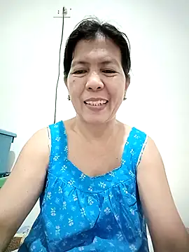 Snapshot of TropicalFlower chatting on 03/10/25, 11:23 TropicalFlower online show from 03/10/25, 11:23