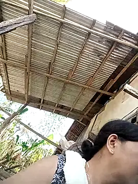 Snapshot of TropicalFlower chatting on 12/03/25, 05:08 TropicalFlower online show from 12/03/25, 05:08