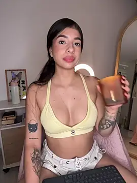 Veronica ar online show from 04/12/26, 02:59