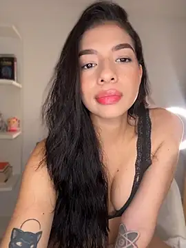 Snapshot of Veronica_ar chatting on 06/04/26, 03:11 Veronica ar online show from 06/04/26, 03:11