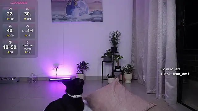 Veronica ar online show from 10/27/25, 02:45