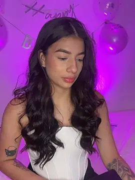 Veronica ar online show from 03/30/26, 04:25