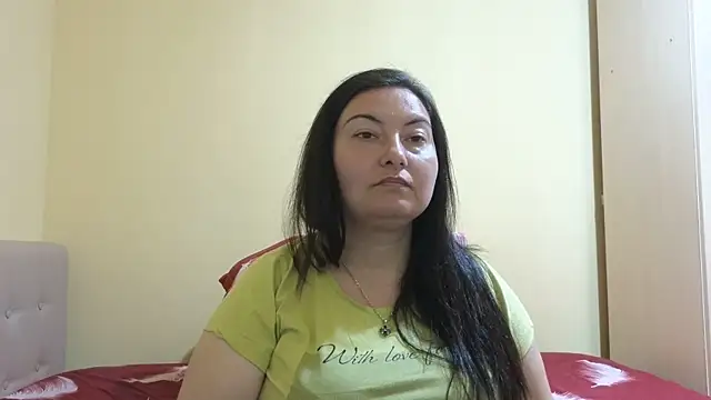 Snapshot of BBW_MILF_4U chatting on 03/14/25, 12:07 BBW MILF 4U online show from 03/14/25, 12:07