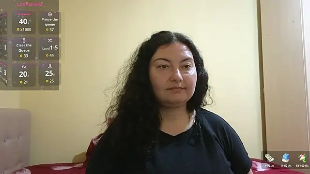 Snapshot of BBW_MILF_4U chatting on 03/12/25, 12:36 BBW MILF 4U online show from 03/12/25, 12:36
