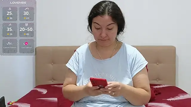 BBW MILF 4U online show from 10/23/25, 06:34