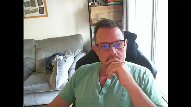 ZebedeePirate online show from 03/22/25, 07:57