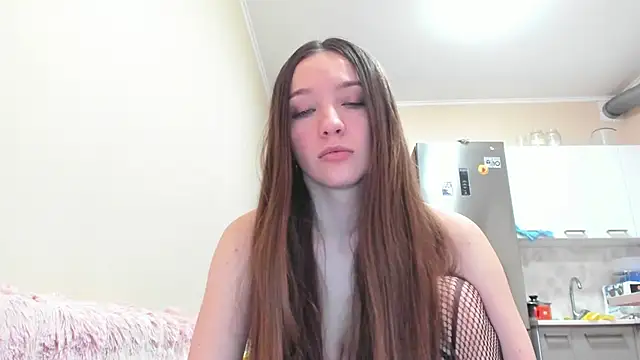 Snapshot of Naughty_Molly chatting on 04/01/26, 02:58 Naughty Molly online show from 04/01/26, 02:58