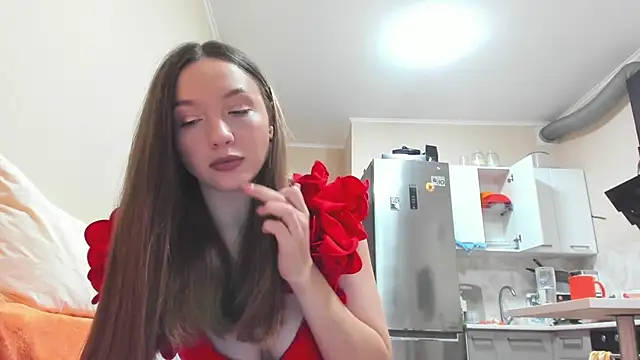 Snapshot of Naughty_Molly chatting on 10/31/25, 04:47 Naughty Molly online show from 10/31/25, 04:47