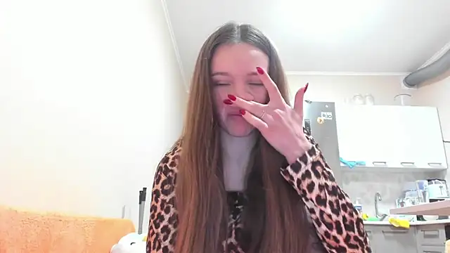 Snapshot of Naughty_Molly chatting on 04/10/26, 05:20 Naughty Molly online show from 04/10/26, 05:20