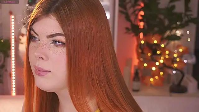 Ffoxyflame online show from 10/28/25, 12:33