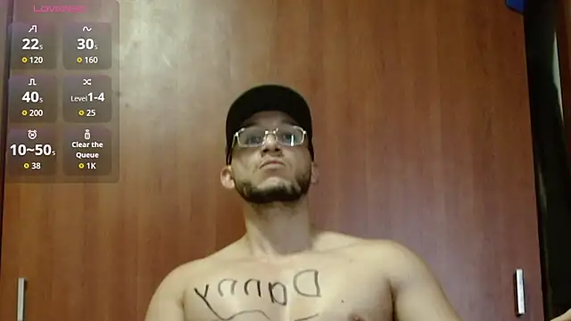 MarcusMilarc online show from 09/28/25, 08:27