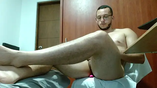 MarcusMilarc online show from 03/20/25, 02:40