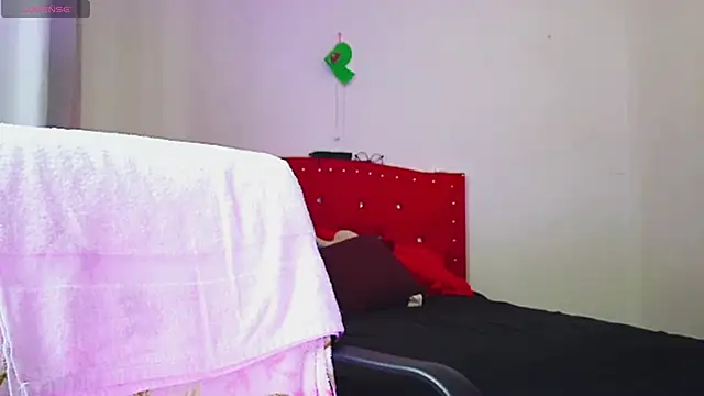 mayhott2 online show from 11/18/25, 05:16