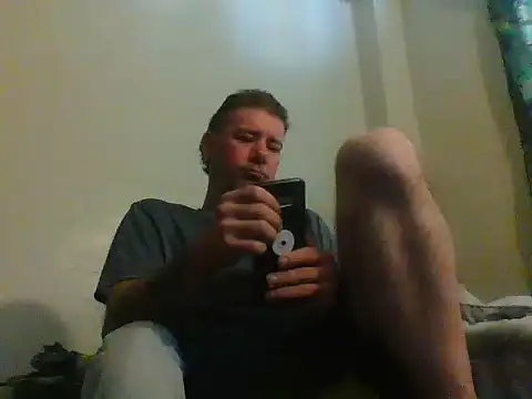 Snapshot of thefire420 chatting on 12/06/24, 06:00 thefire420 online show from 12/06/24, 06:00