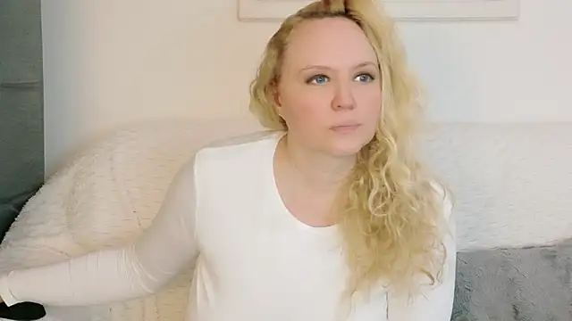 Sarah4you online show from 02/13/26, 05:35