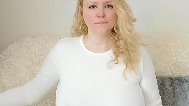 Sarah4you online show from 04/04/26, 12:23