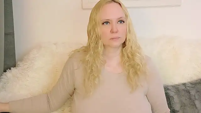 Sarah4you online show from 04/07/26, 08:21