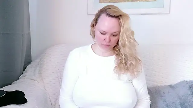 Sarah4you online show from 03/01/26, 02:28