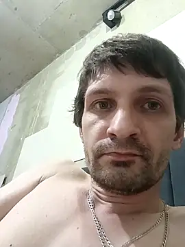 Krasav4ik4ik online show from 12/18/25, 08:12