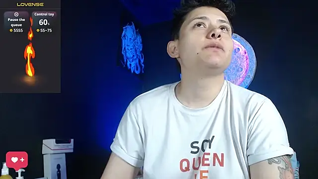 girl intense444 online show from 09/12/25, 12:49