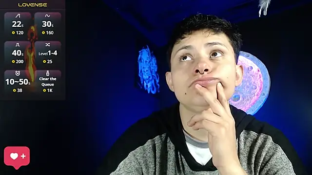 girl intense444 online show from 09/19/25, 12:53