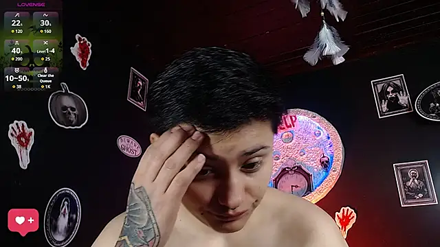 girl intense444 online show from 10/24/25, 12:59