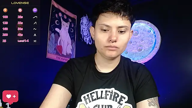 girl intense444 online show from 12/14/25, 01:28