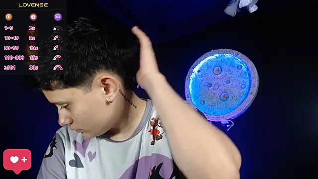 girl intense444 online show from 12/16/25, 01:37