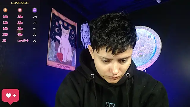 girl intense444 online show from 11/24/25, 01:00