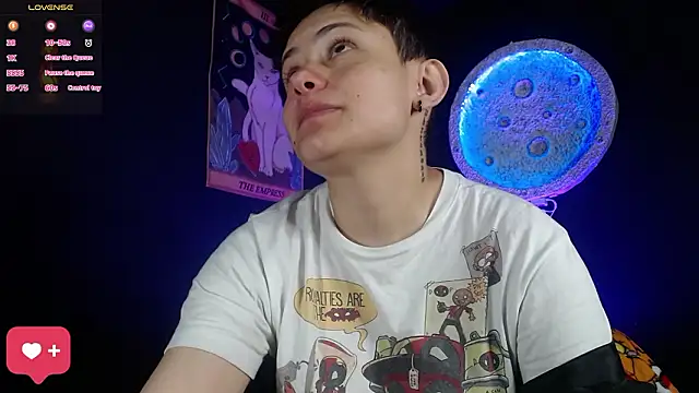 girl intense444 online show from 02/03/26, 01:27