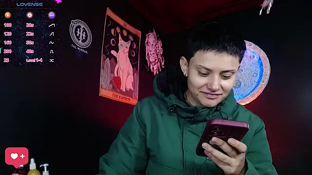 girl intense444 online show from 06/27/26, 12:55