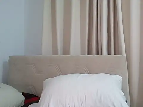 Snapshot of Deliciousgal chatting on 03/02/26, 01:17 Deliciousgal online show from 03/02/26, 01:17