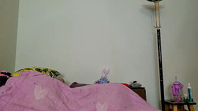 ModelEva online show from 03/24/26, 10:48