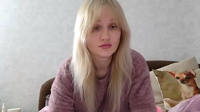 ModelEva online show from 10/11/25, 09:21