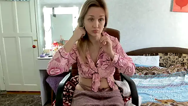 ModelEva online show from 02/16/25, 08:54