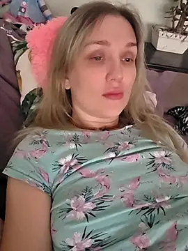 ModelEva online show from 04/02/26, 11:50