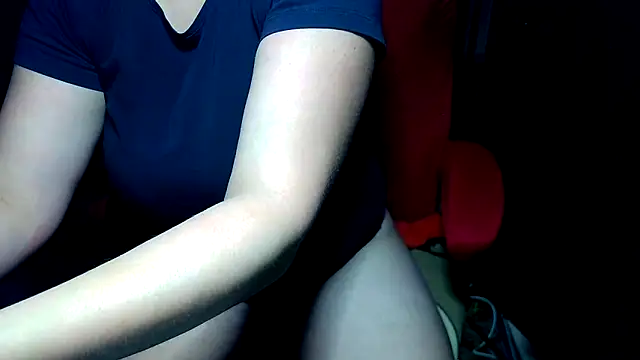 Snapshot of sexydame88 chatting on 10/16/25, 10:01 sexydame88 online show from 10/16/25, 10:01