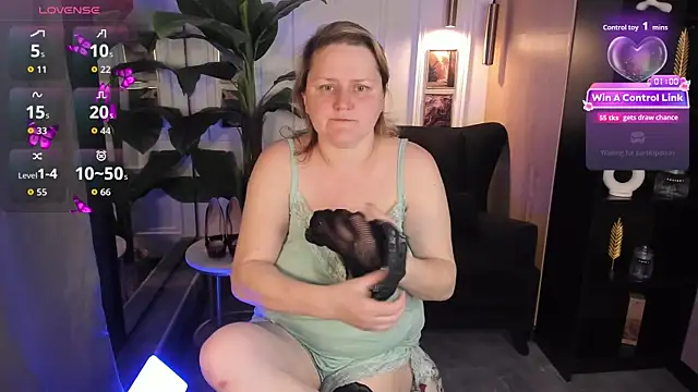 ScarlettSoft online show from 05/14/26, 05:48