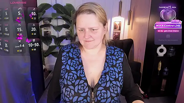 ScarlettSoft online show from 05/11/26, 05:42