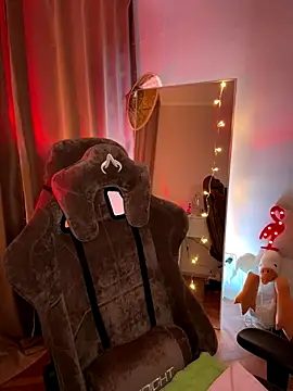 AmberIIey online show from 11/04/25, 03:27