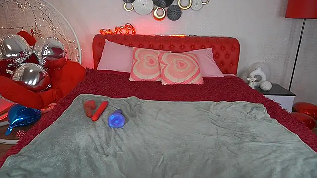 Snapshot of LittleShyy chatting on 03/11/25, 01:45 LittleShyy online show from 03/11/25, 01:45