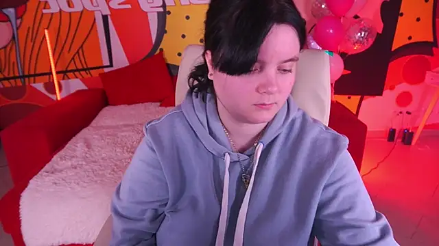 LittleShyy online show from 02/19/26, 02:14