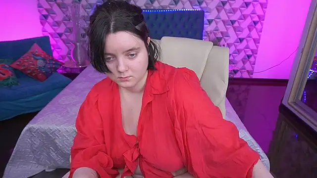 Snapshot of LittleShyy chatting on 05/30/26, 12:44 LittleShyy online show from 05/30/26, 12:44