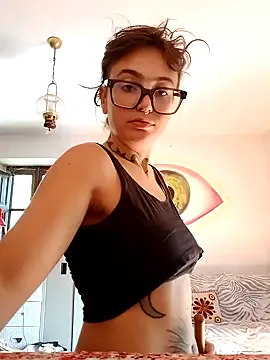 Blulilla69 online show from 09/12/25, 12:38