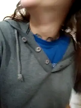 Blulilla69 online show from 10/08/25, 02:18