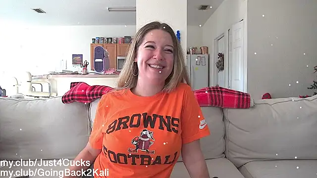 Snapshot of boomboomr00m chatting on 12/14/25, 08:14 boomboomr00m online show from 12/14/25, 08:14