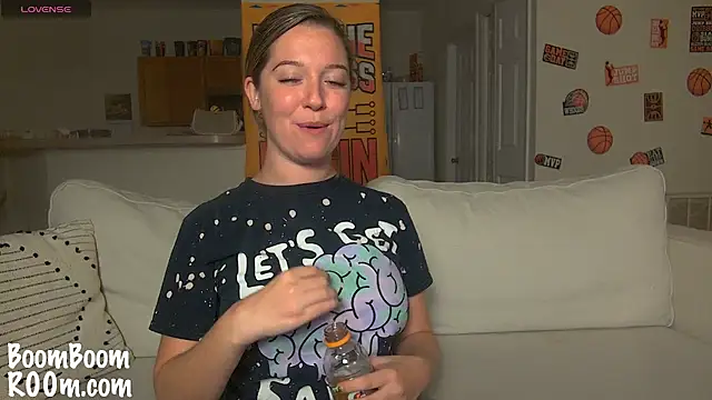 Snapshot of boomboomr00m chatting on 03/22/25, 06:36 boomboomr00m online show from 03/22/25, 06:36