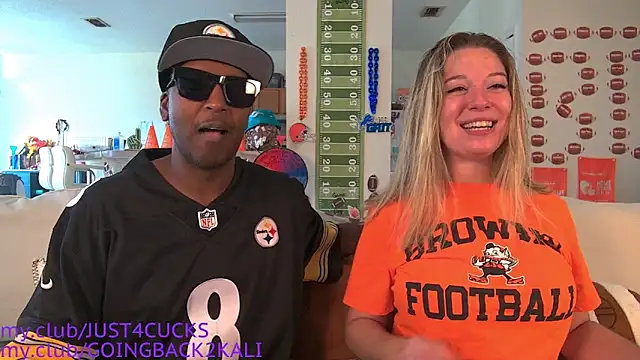 Snapshot of boomboomr00m chatting on 09/28/25, 01:51 boomboomr00m online show from 09/28/25, 01:51